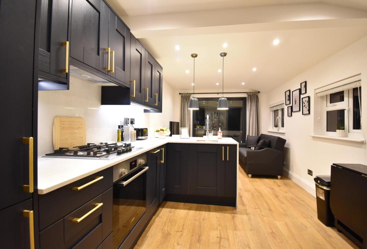 Stunning 3 Bed Apartment Лондон Екстер'єр фото