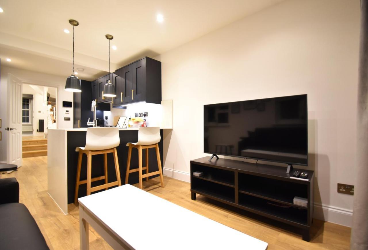 Stunning 3 Bed Apartment Лондон Екстер'єр фото